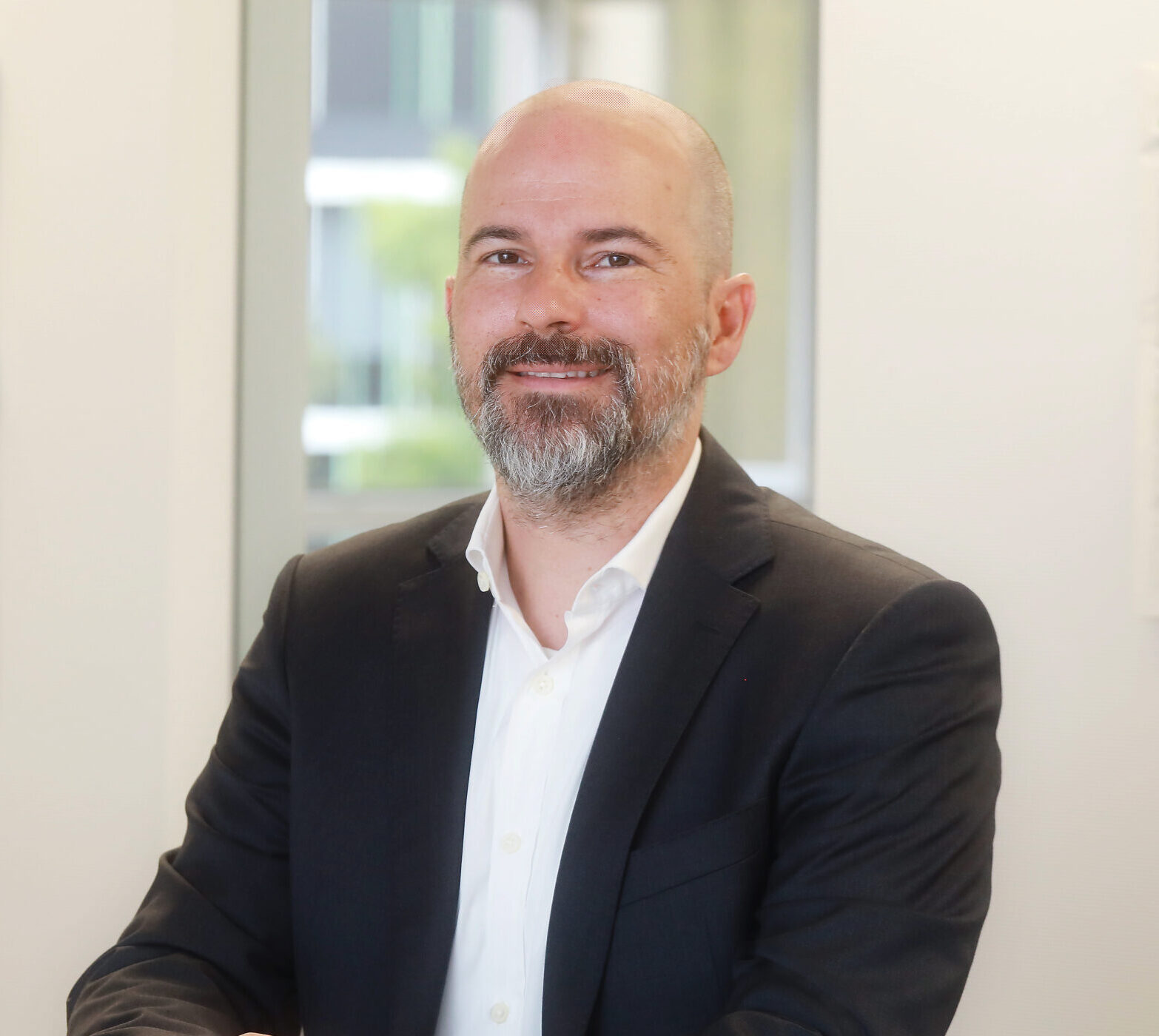 Dr. Max Rempel